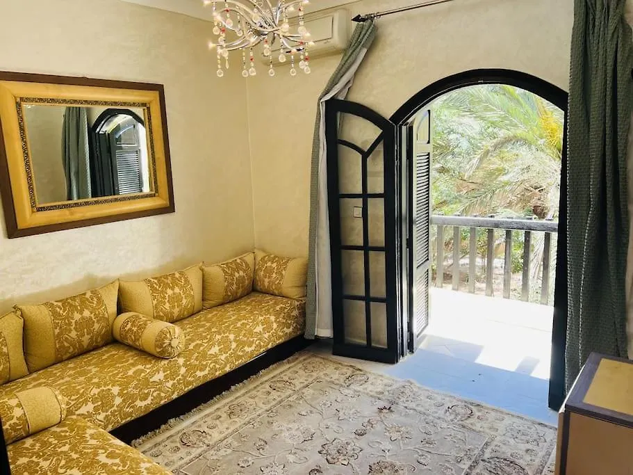 Maison Spacieuse Et Elegante 马拉喀什 度假居