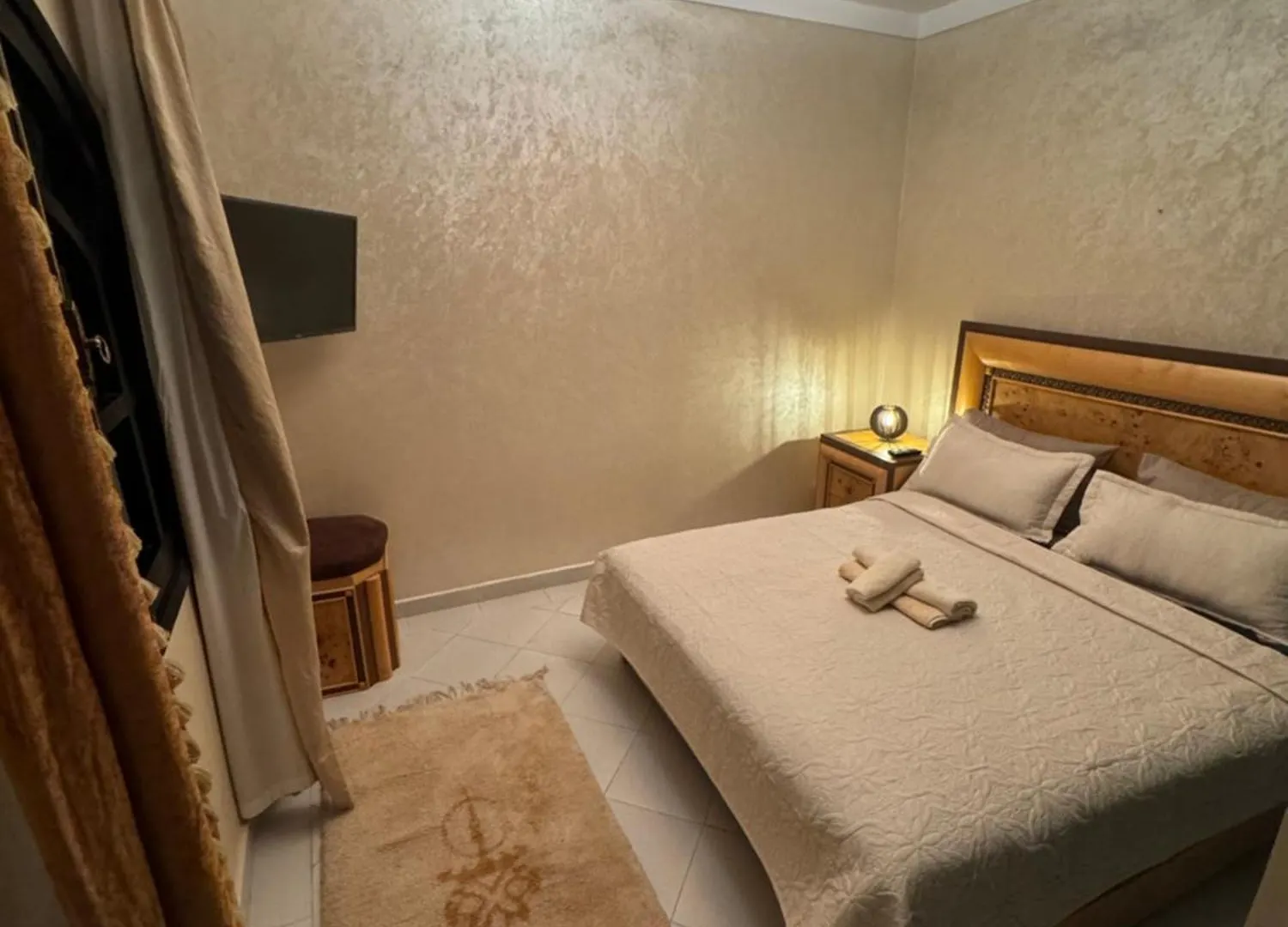Maison Spacieuse Et Elegante 马拉喀什 度假居